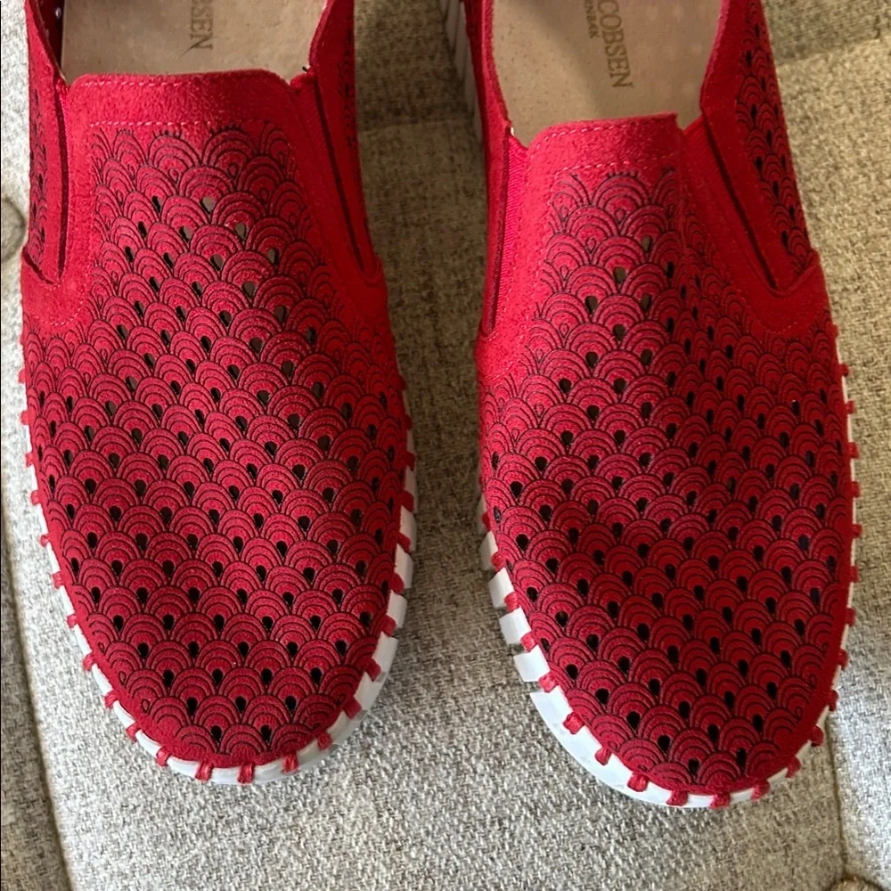 LLSE JAKOBSON DEEP RED SLIP ON PLATFORM TULIP CASUAL SNEAKERS SZ 39